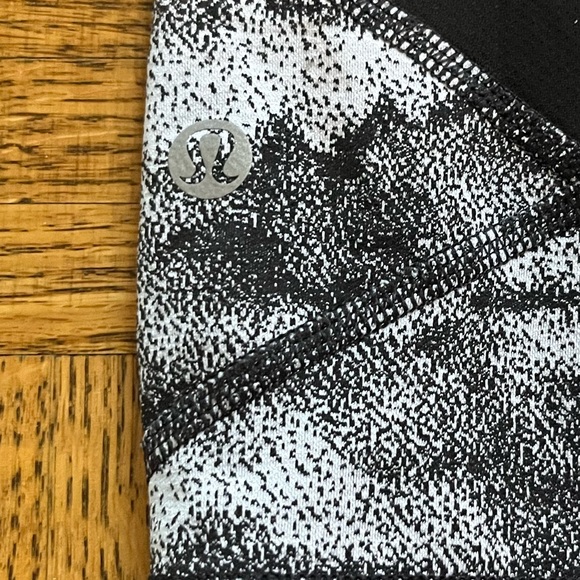 Barley Worn LULULEMON Pace Rival Crop Pants - Picture 8 of 14